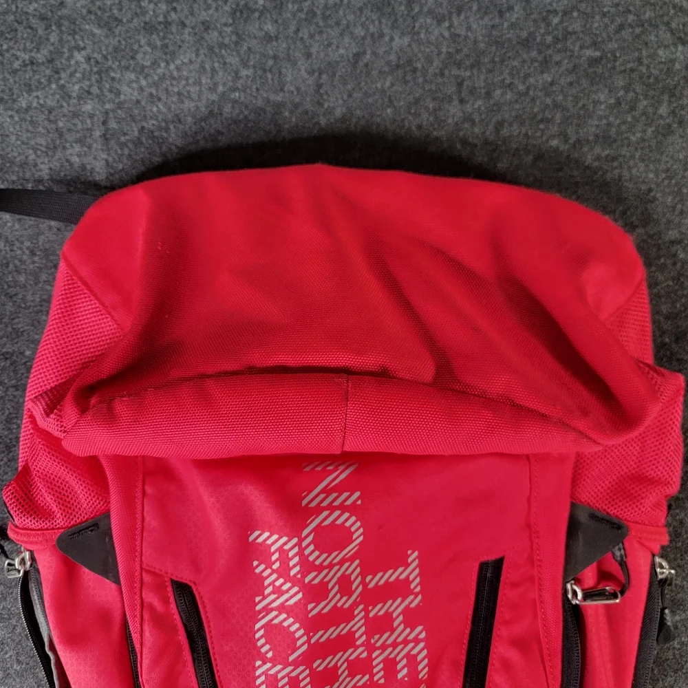 The North Face Wasatch Backpack Pink Grey Black Bottle Pockets Zippers Storage